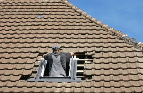 Pose de velux - Scey-sur-Saône-et-Saint-Albin